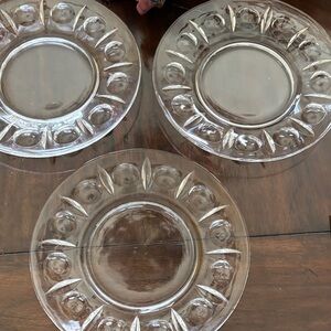 Colony glass torte plates